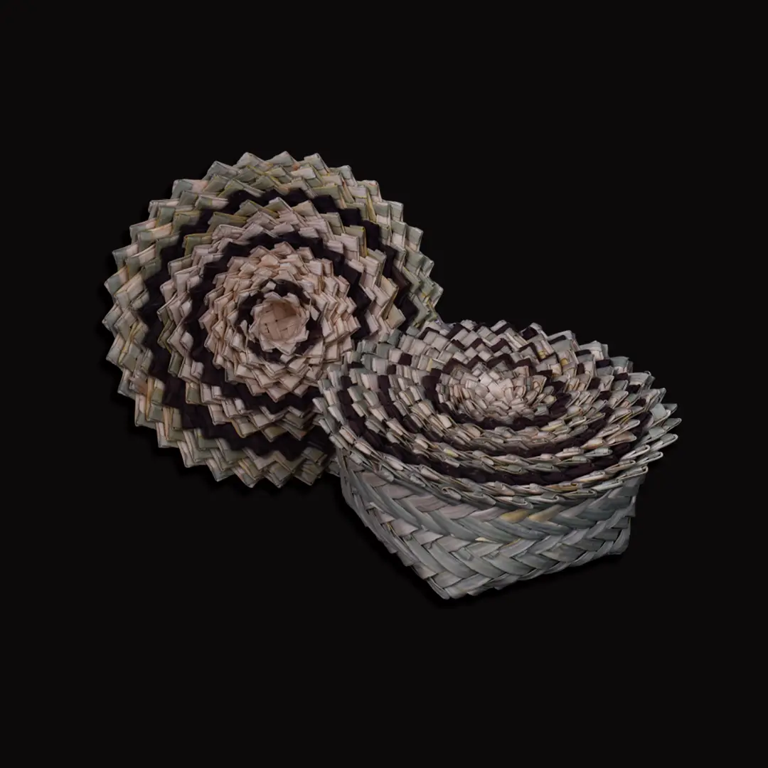 Imagen de un guare con bordados tradicionales color negro.